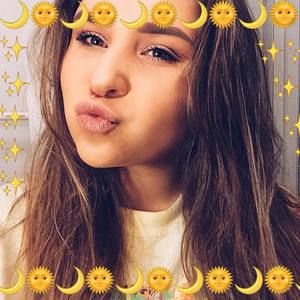 Meet your Posher, Haylee